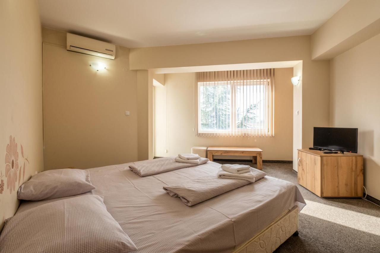 Julia Rooms Sofia Exterior foto